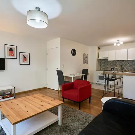 Near Train Station With Parking Apartment Lille