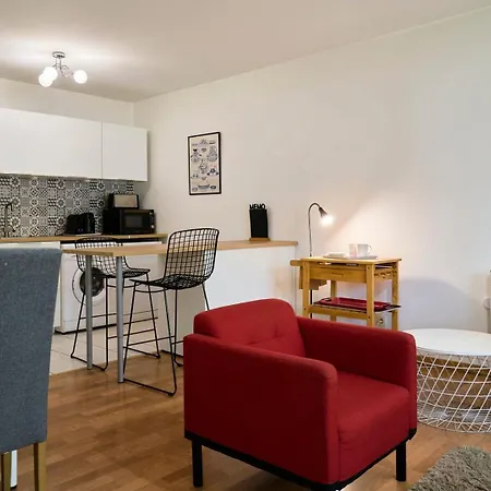 Near Train Station With Parking Apartment Lille